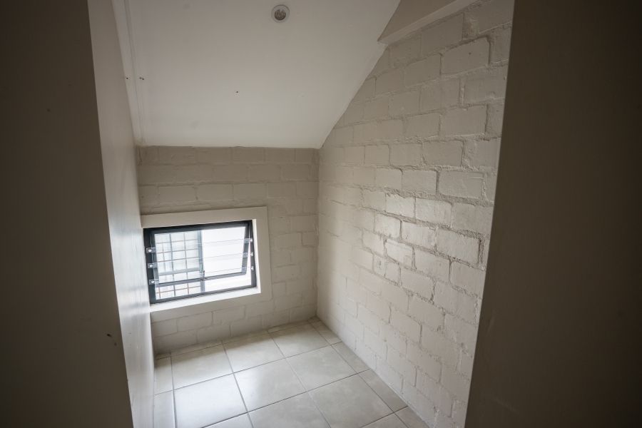 To Let 2 Bedroom Property for Rent in Wellington Central Western Cape